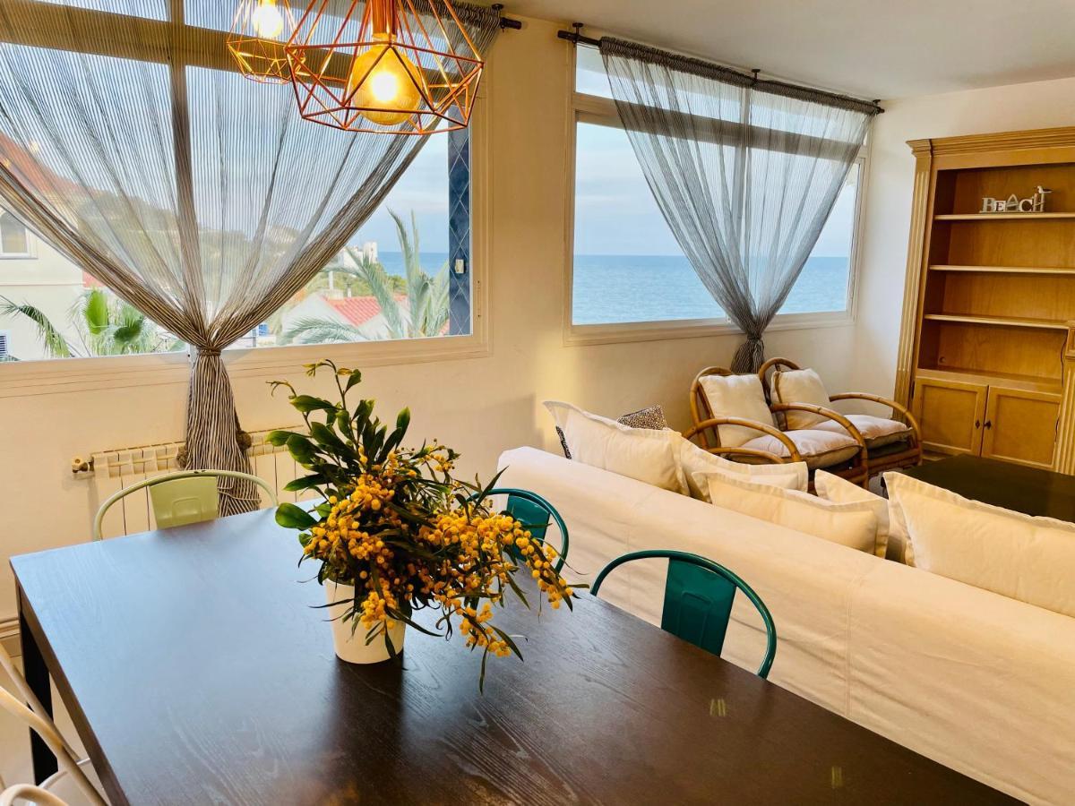 La Marina Seaview Penthouse Διαμέρισμα Σίτζες Εξωτερικό φωτογραφία