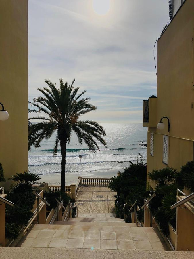 La Marina Seaview Penthouse Διαμέρισμα Σίτζες Εξωτερικό φωτογραφία